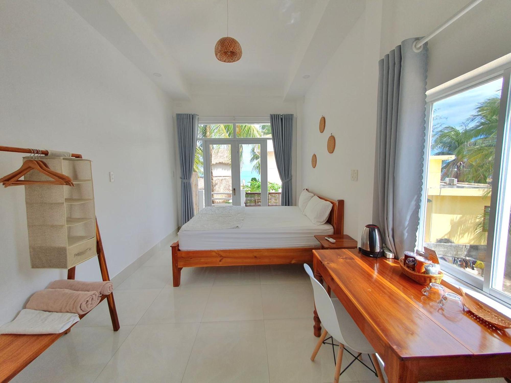 Lucky Spot Beach Bungalow Song Cau Ngoại thất bức ảnh