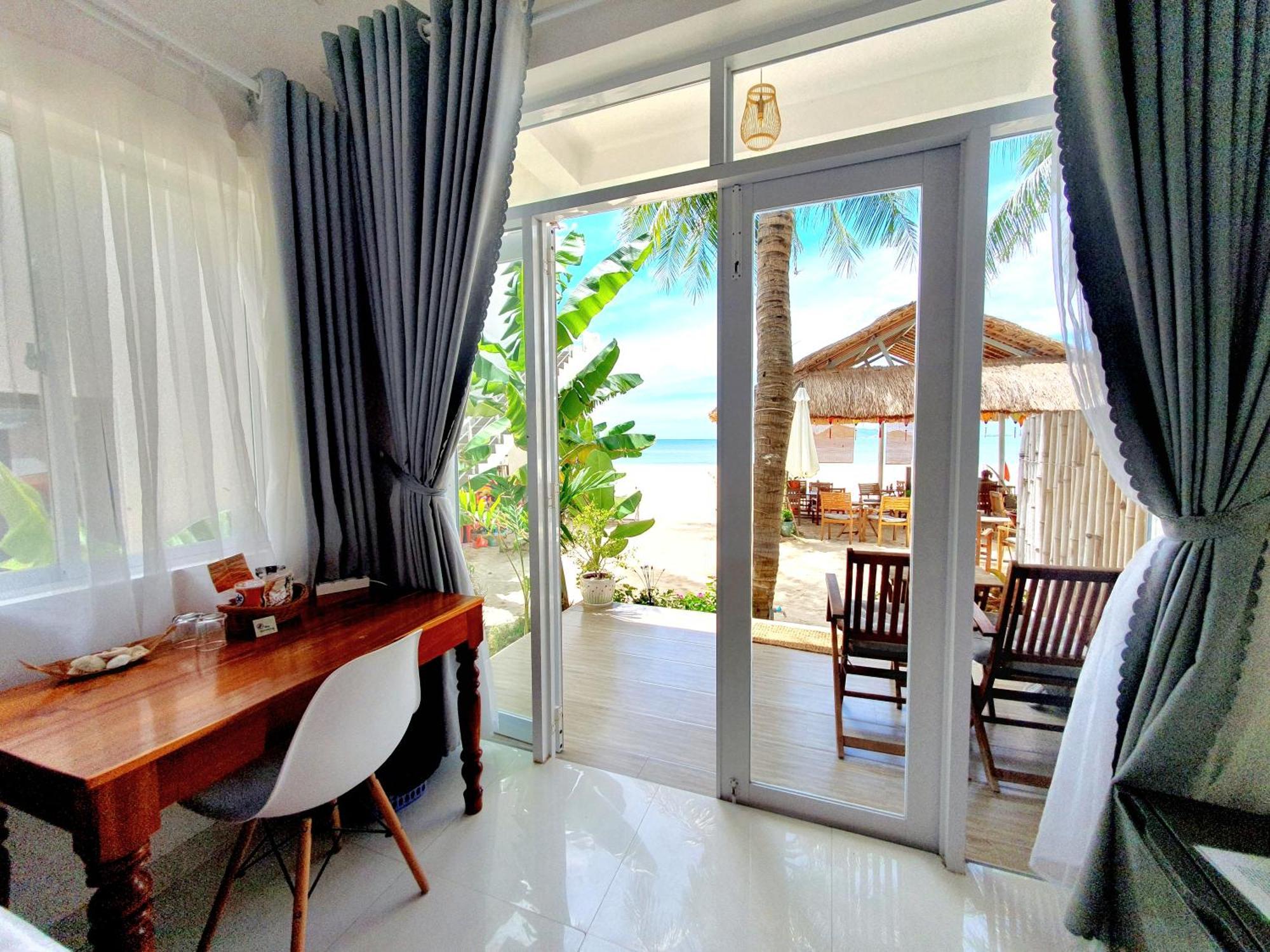 Lucky Spot Beach Bungalow Song Cau Ngoại thất bức ảnh