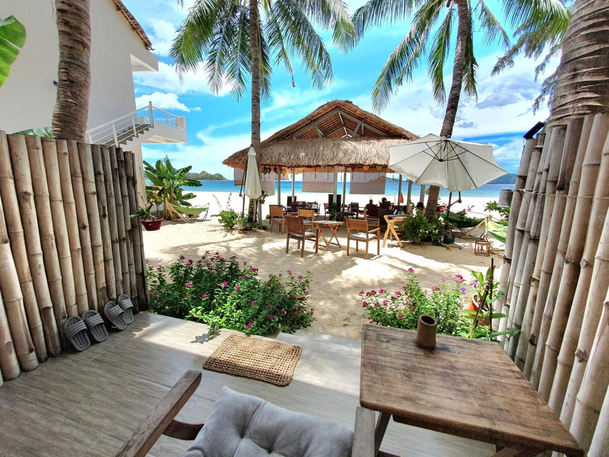 Lucky Spot Beach Bungalow Song Cau Ngoại thất bức ảnh