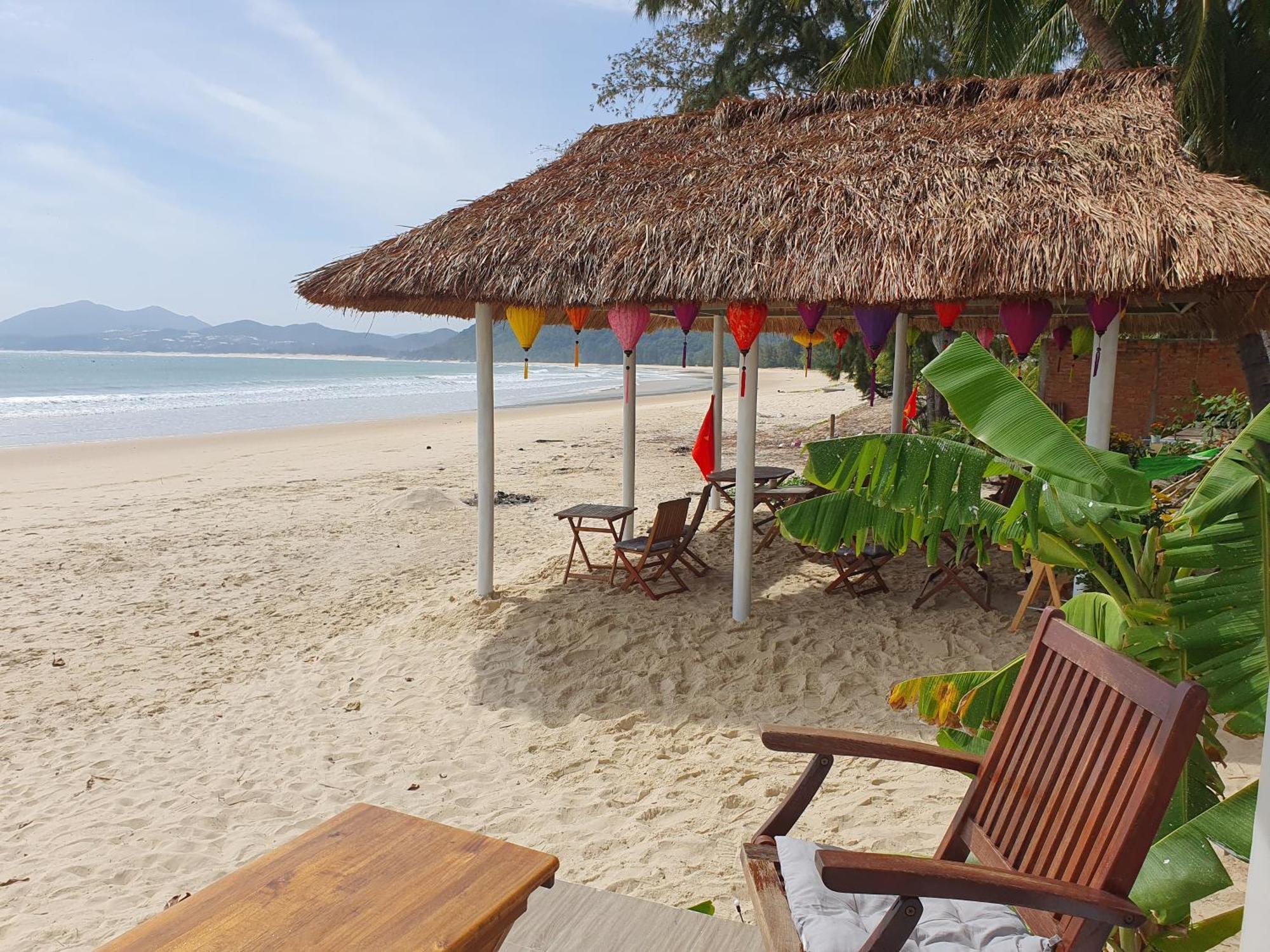 Lucky Spot Beach Bungalow Song Cau Ngoại thất bức ảnh