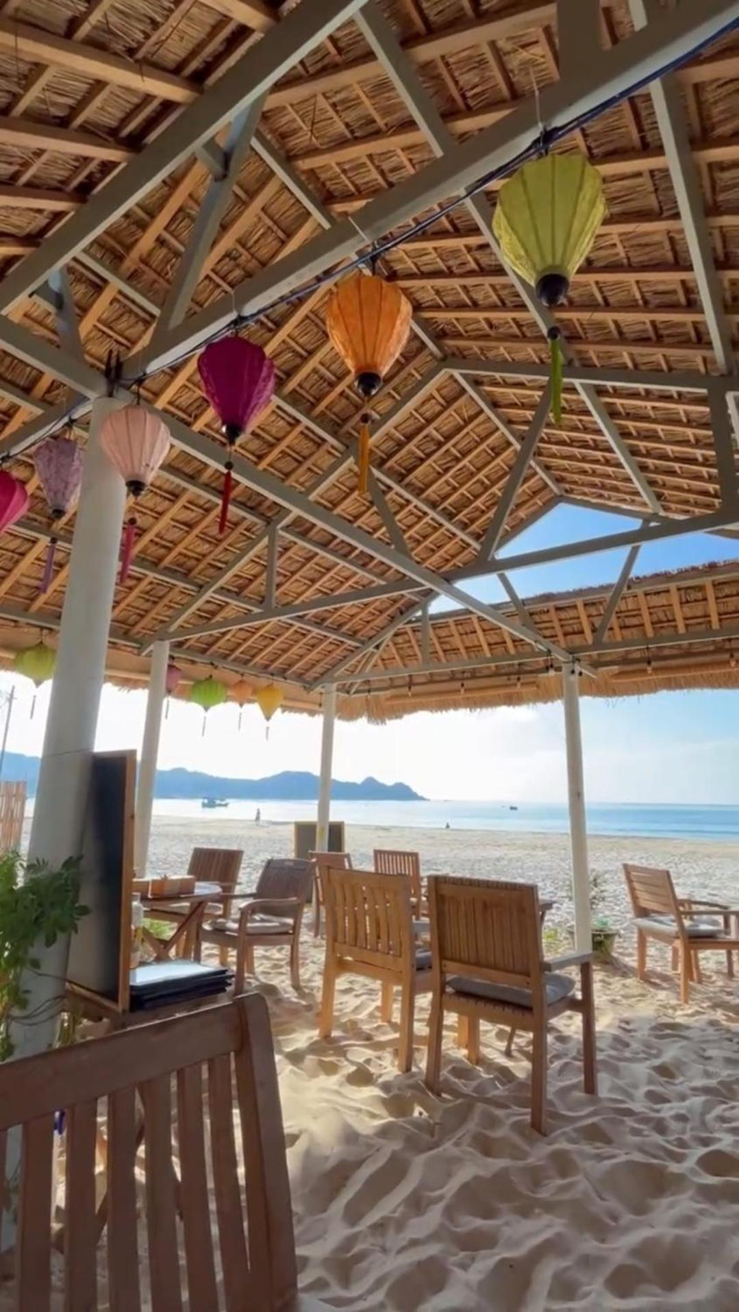 Lucky Spot Beach Bungalow Song Cau Ngoại thất bức ảnh