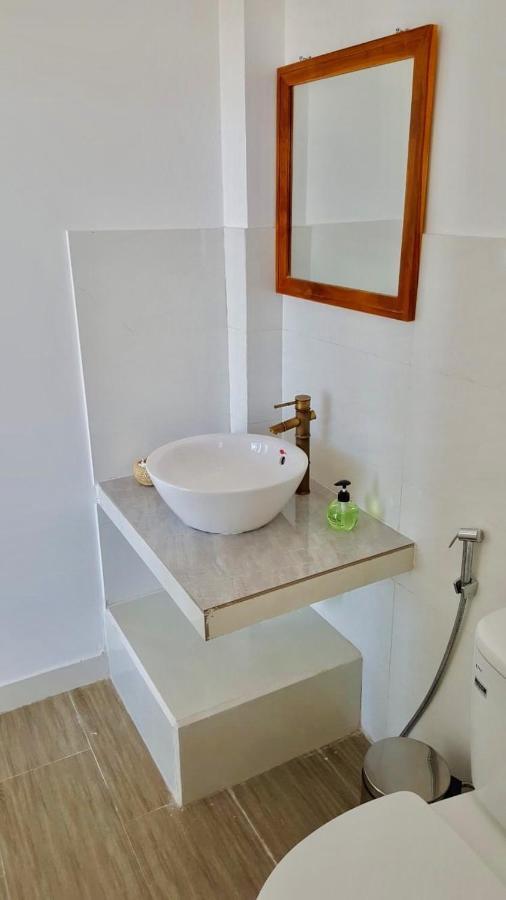 Lucky Spot Beach Bungalow Song Cau Ngoại thất bức ảnh
